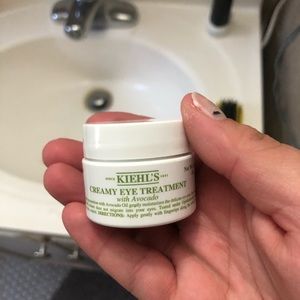 Kiehl’s creamy eye treatment with avocado
